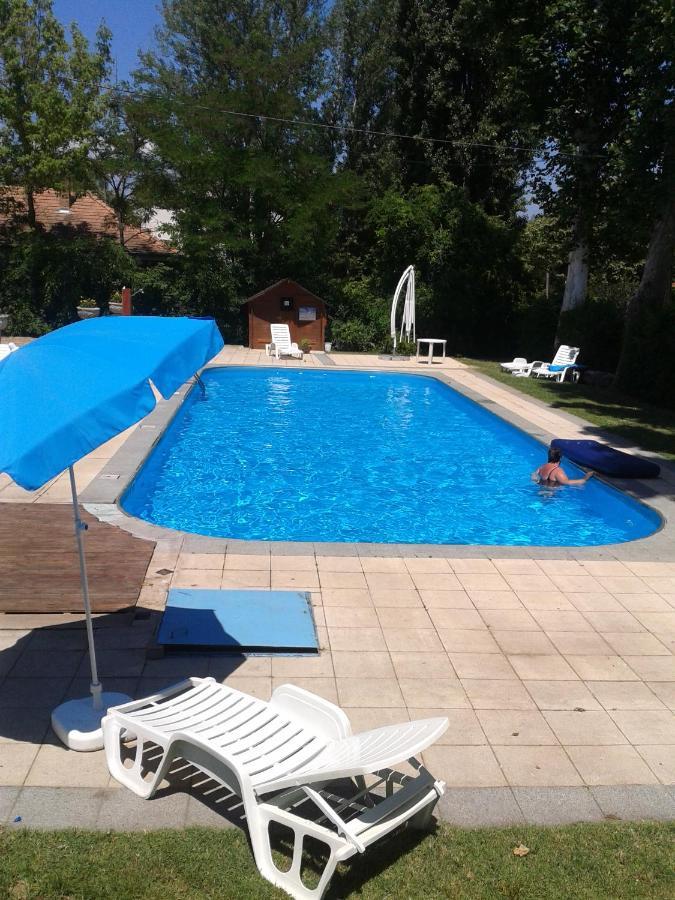 Sommer Panzio Балатонфельвар Екстер'єр фото