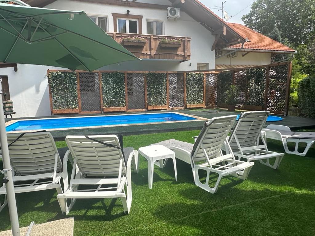 Sommer Panzio Балатонфельвар Екстер'єр фото